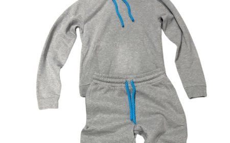 Full Fit Energy: Syna World Tracksuits Run the Game