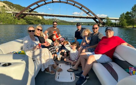 Host the Ultimate Lake Bash with Austin Party Boat Rentals
