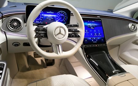 Is Mercedes CarPlay the Best In-Car Connectivity Option? Here's The Truth Bomb