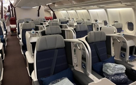 Malaysia Airlines 737-800 Business Class